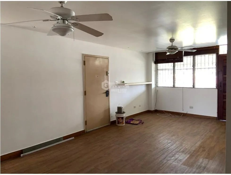 SE VENDE APARTAMENTO EDIFICIO MONSERRAT 112M 2 HABITACIONES SC