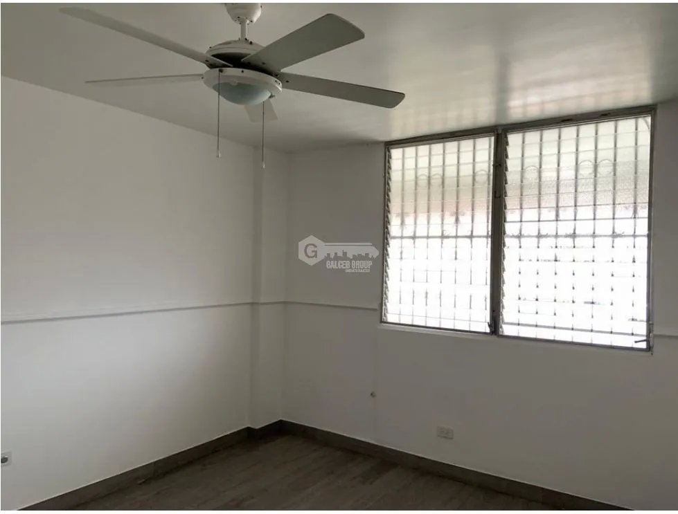 OBARRIO / EDIFICIO MONSERRAT / 112M / 2 HABITACIONES / SC