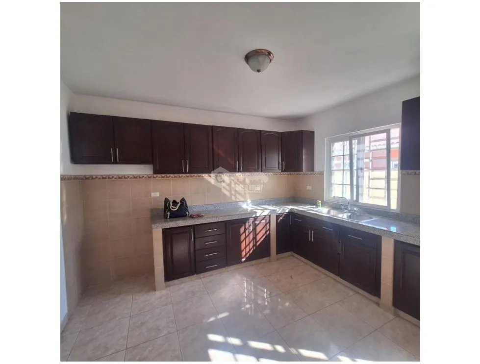 LA CHORRERA / EL ESPINO / VILLA HERMOSA / 1000M / 3HABITACION / AG