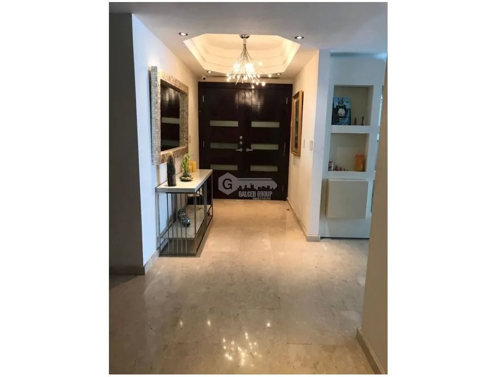 SE VENDE APARTAMENTO PH GOLDEN PALACE 354M 3 HABITACIONES 3 PARKING