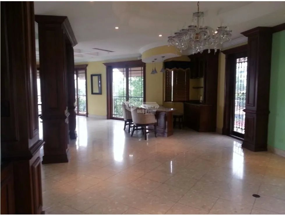 ALTOS DE BETANIA / 400M / 3 HABITACIONES / 2 NIVELES / 4 PARKING