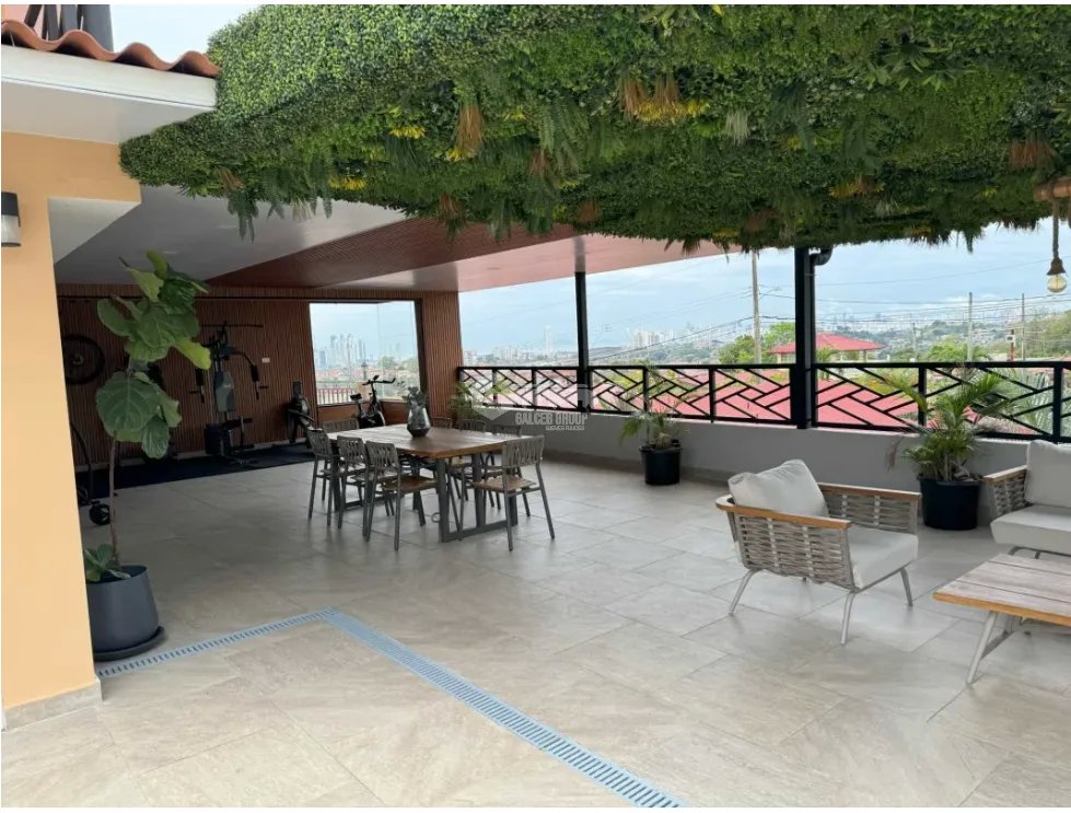 Single Family House for sale in Villa Lucre