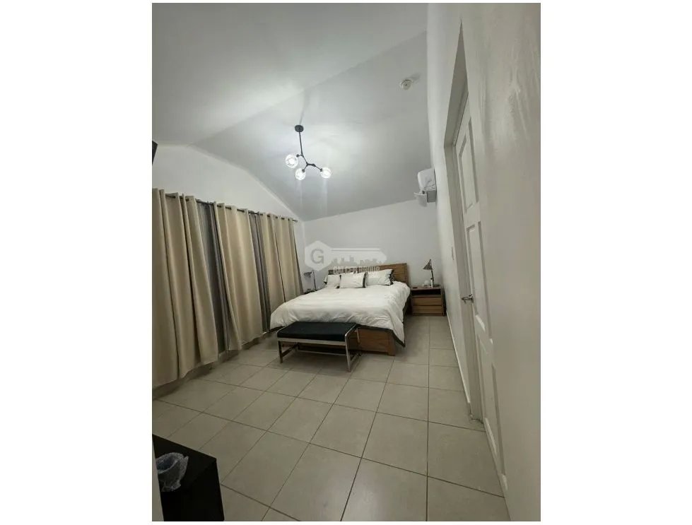 BRISAS DEL GOLF / PH AVENTURA / 180M / 4 HABITACIÓN / TERRAZA