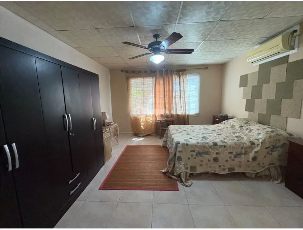 Single Family House for sale in Coronado
