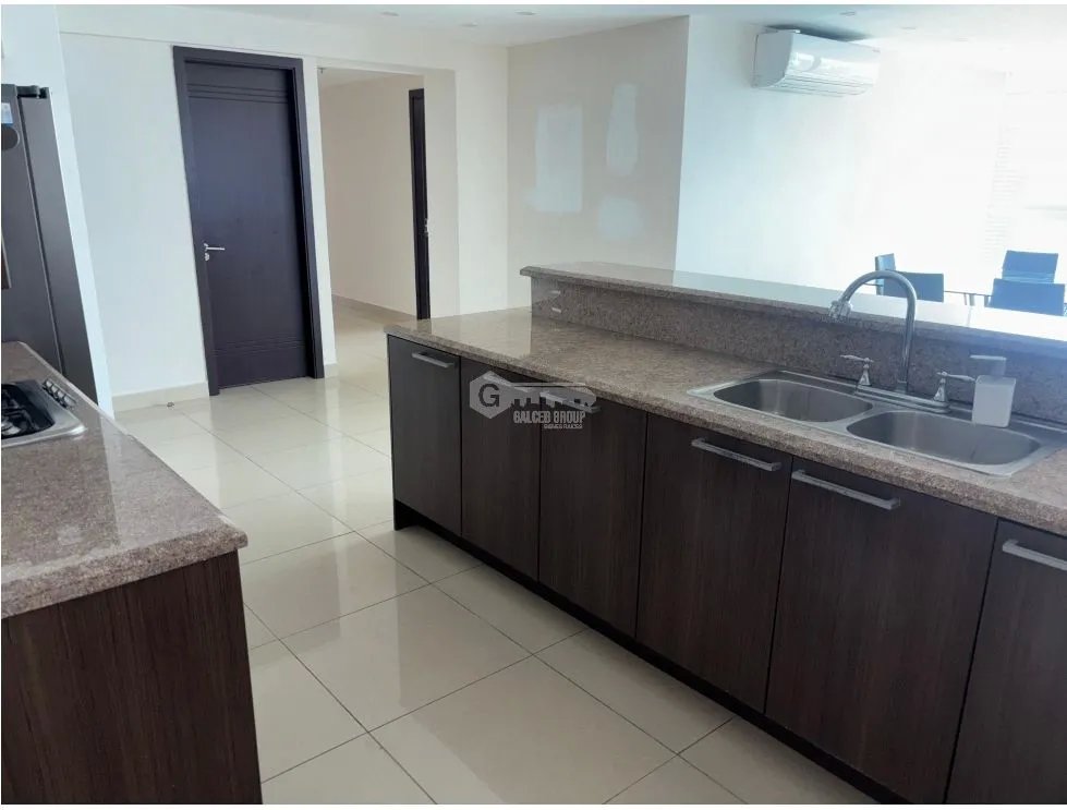 Apartment for sale in Costa del Este