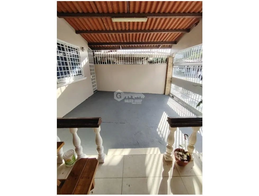 BRISAS DEL GOLF / 250M / 3 HABITACION / 2 PARKING / TERRAZAS / JARDIN