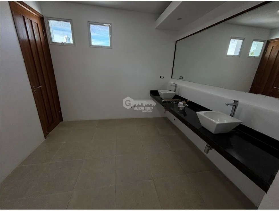 COSTA DEL ESTE / LAS MAGNOLIAS / 830M / 4 HABITACION / PATIO / PISCINA