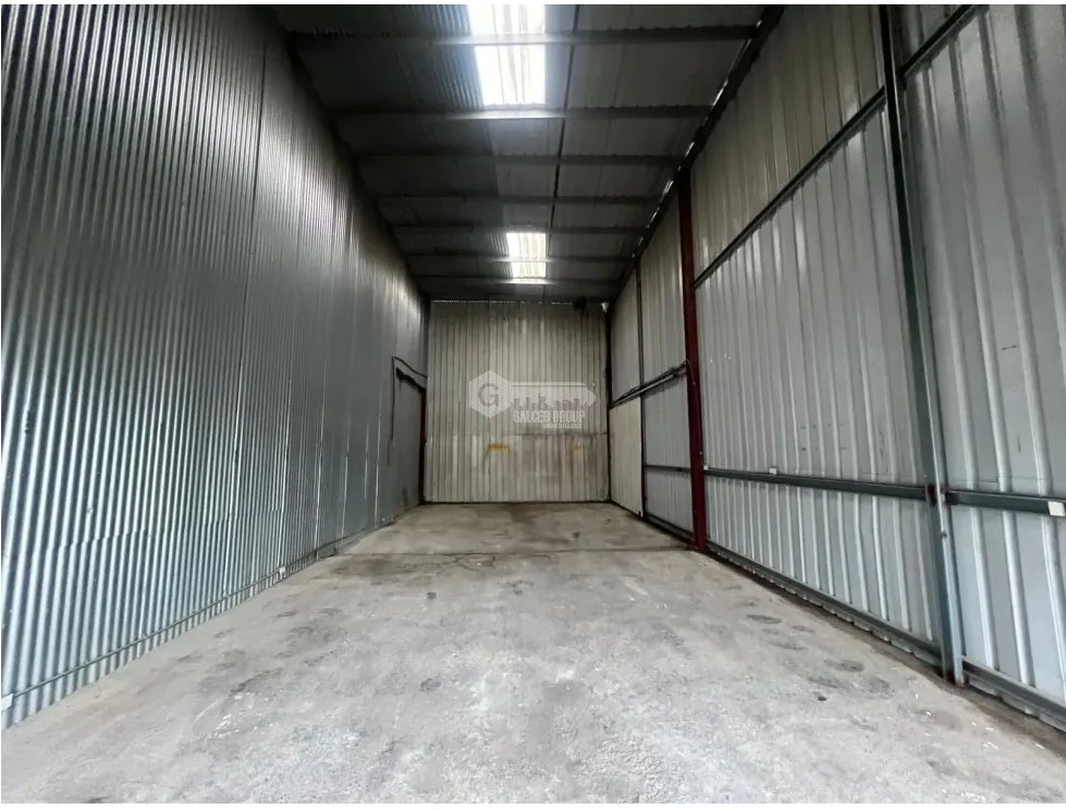 PARQUE INDUSTRIAL MAÑANITAS / 80M / 2 PARKING / ESPACIO AMPLIO