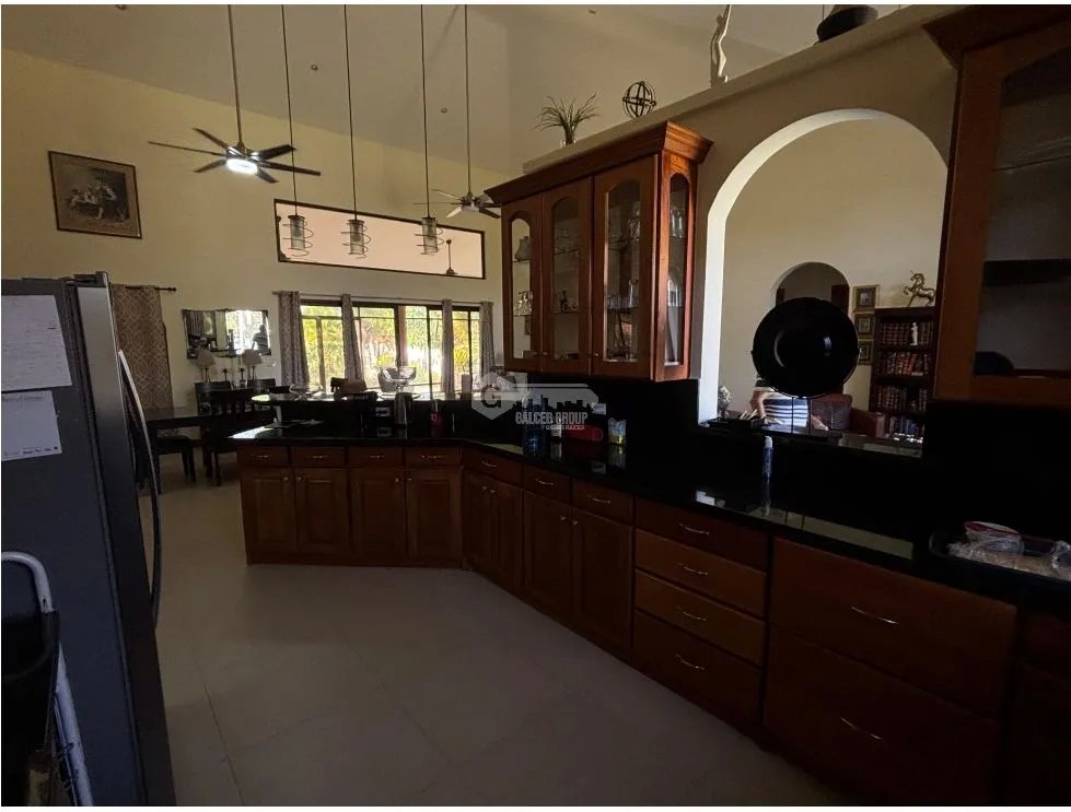 Single Family House for sale in San Carlos
