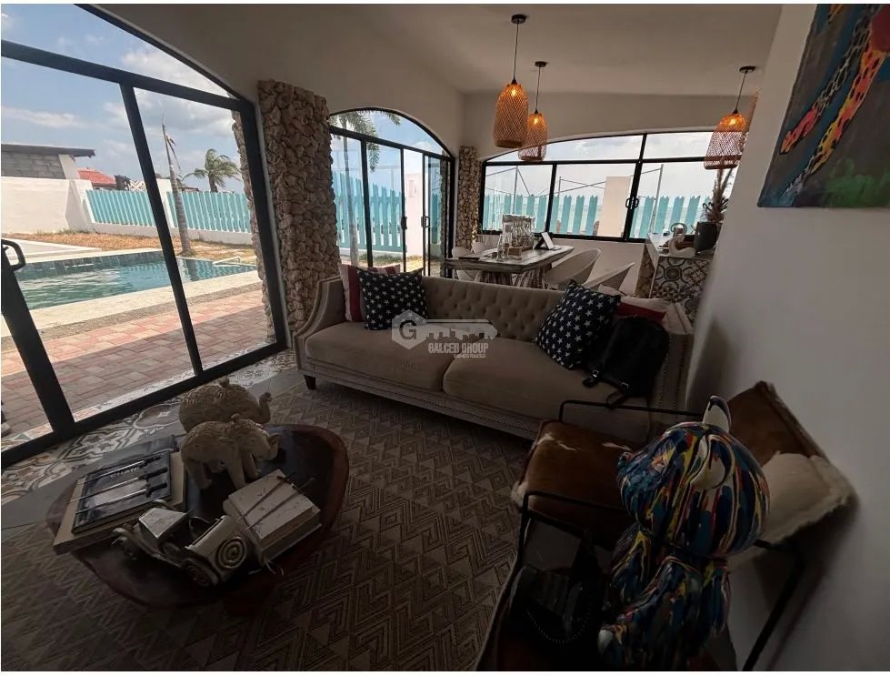 Single Family House for sale in Coronado