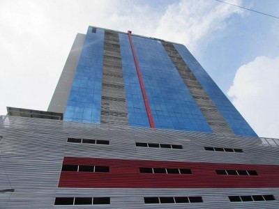 15710 - Brisas del golf - oficinas