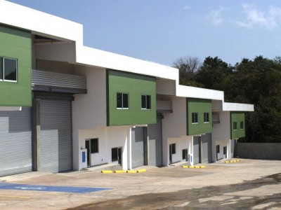 25509 - 24 de diciembre - locales - altos de tocumen