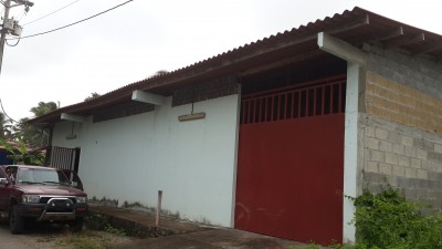 27633 - Nombre de dios - locales