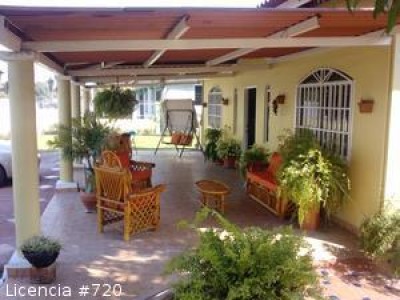 3659 - Las uvas - casas