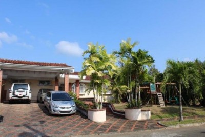 38115 - Las cumbres - casas