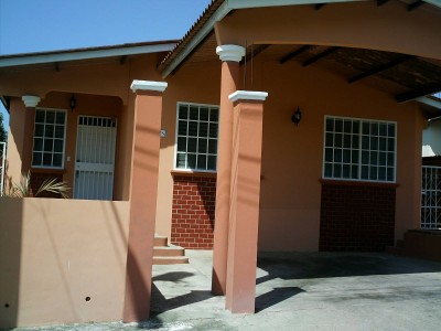 440 - Brisas del golf - houses