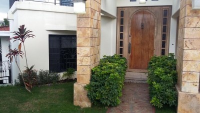 45305 - Provincia de Panamá - casas - altos de bethania