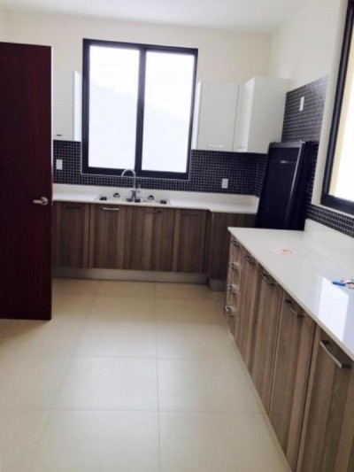 50145 - Howard - casas - river valley