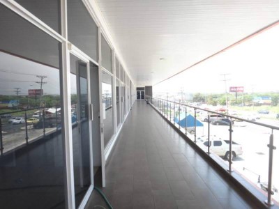 60825 - Villa lucre - properties