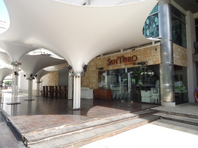 72104 - Avenida balboa - commercials