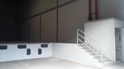 74147 - Via tocumen - commercials