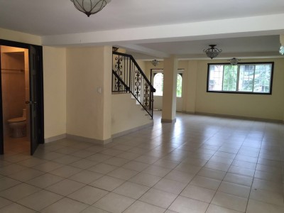 74152 - Albrook - casas