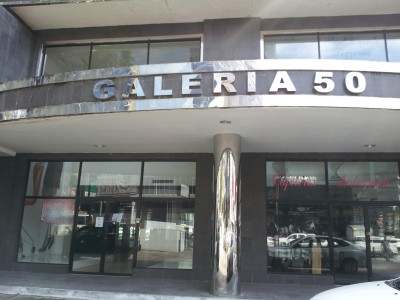 75613 - La exposicion - commercials