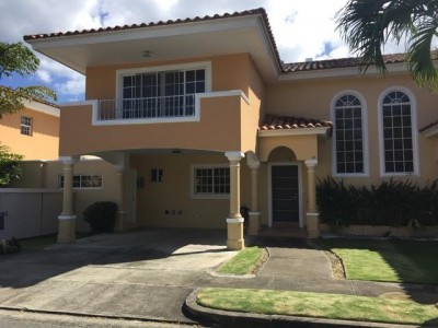 79150 - Costa del este - houses