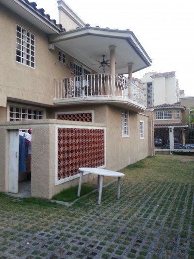 8294 - Altos de panama - casas