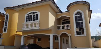 90021 - Altos de panama - casas - rainforest village