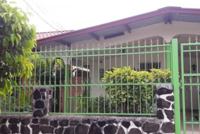 90361 - Altos del chase - houses